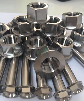 comprar Las tuercas mecánicas de las sujeciones de la aleación TC4 del titanio atornillan resistencia térmica de la corrosión online manufacture