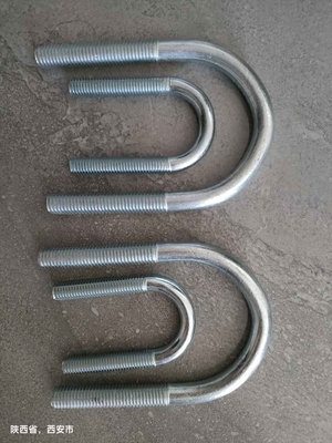 Cinturados de acero U-bolt de extremo derecho para tuberías de acero