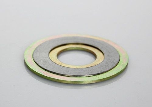 Junta herida espiral del cgi de ASME B16.20 con los anillos externos internos para el reborde